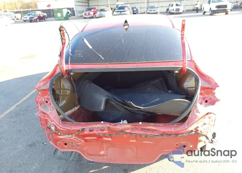 2021 Hyundai Elantra Limited z USA, uszkodzony, nr VIN 5NPLP4AG2MH014440